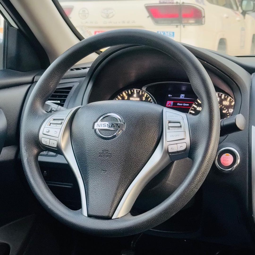 Car Image 2018 NISSAN ALTIMA S