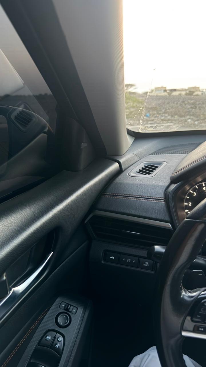 Car Image 2020 NISSAN ALTIMA SR