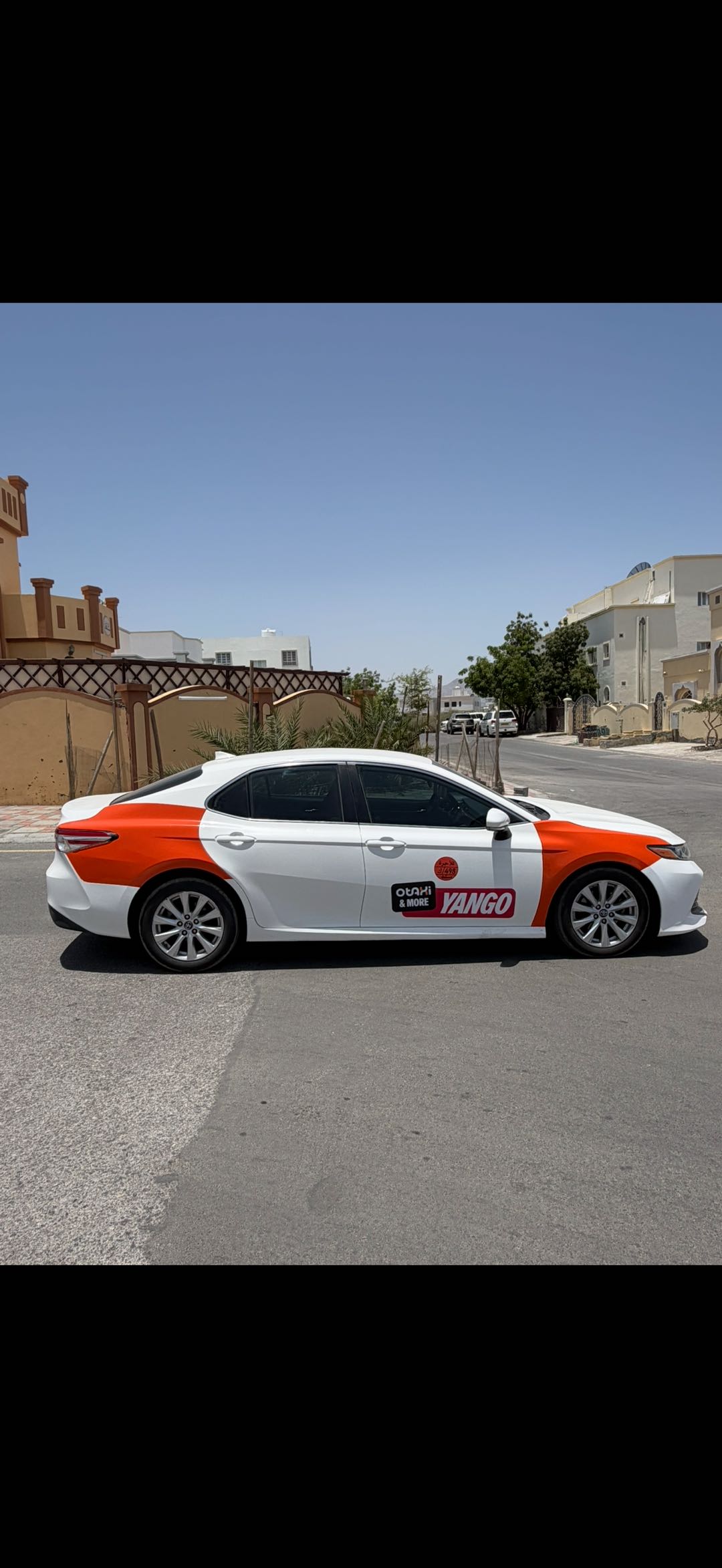 Car Image 2019 TOYOTA CAMRY LE