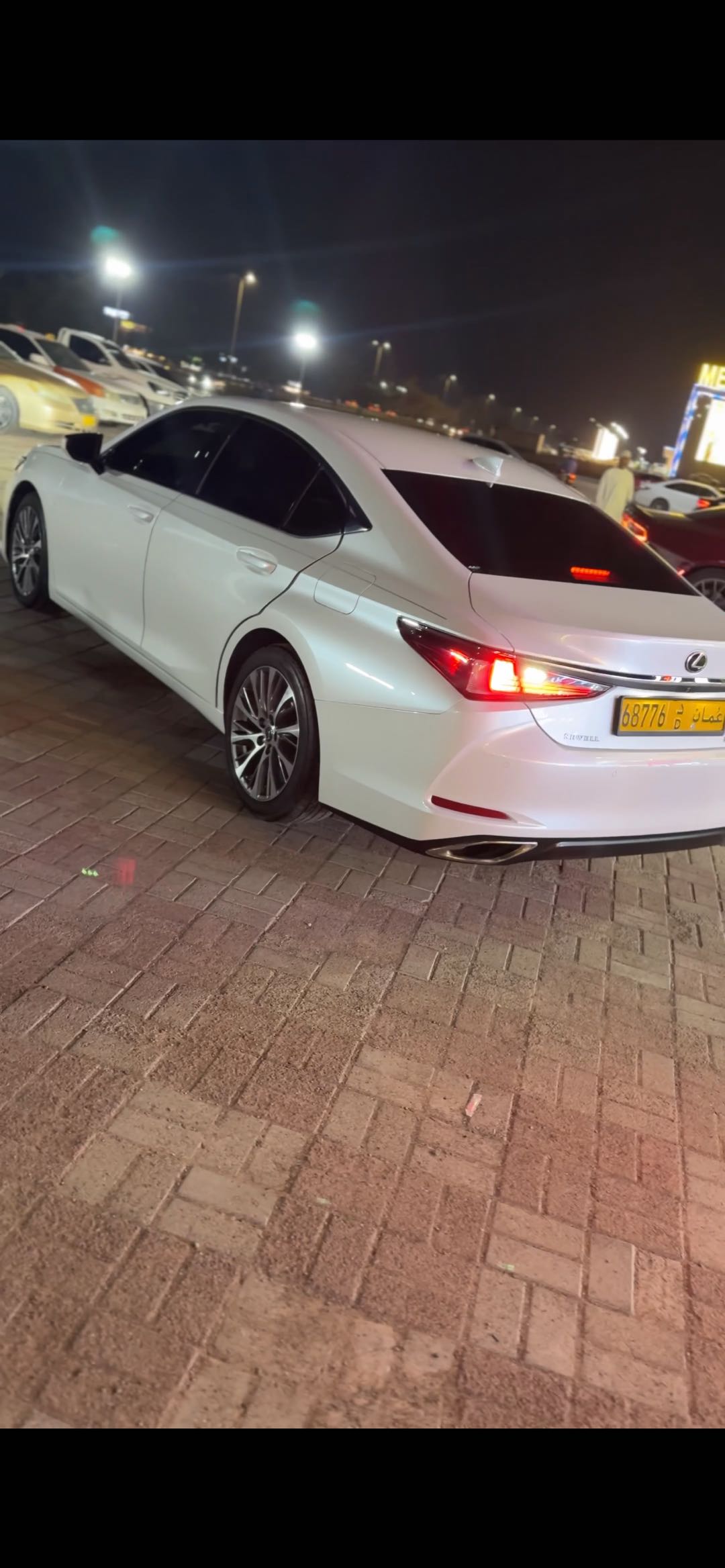 Car Image 2019 LEXUS ES 350