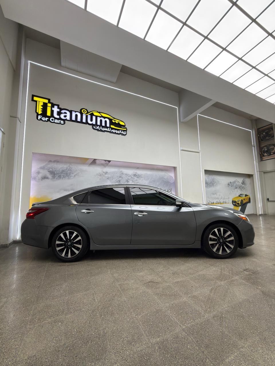 Car Image 2018 NISSAN ALTIMA SL