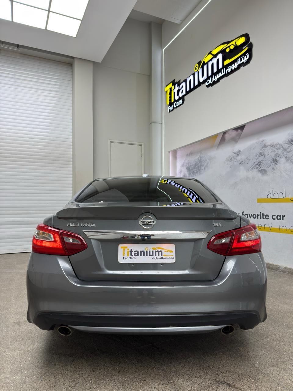 Car Image 2018 NISSAN ALTIMA SL