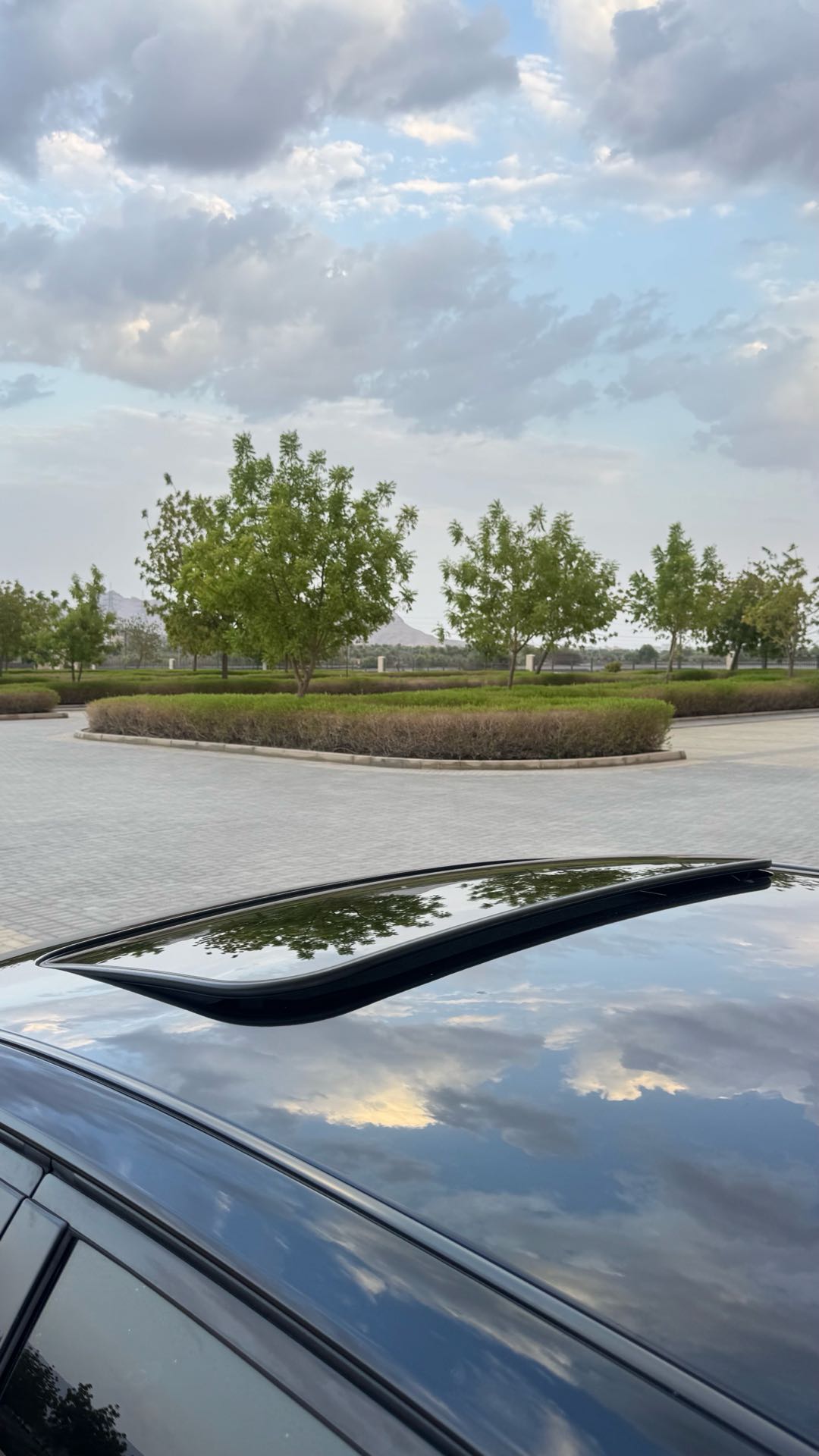 Car Image 2019 NISSAN ALTIMA SL