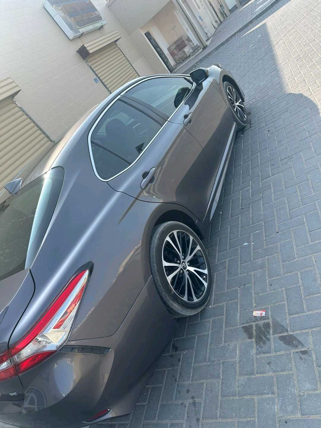 Car Image 2019 TOYOTA CAMRY SE