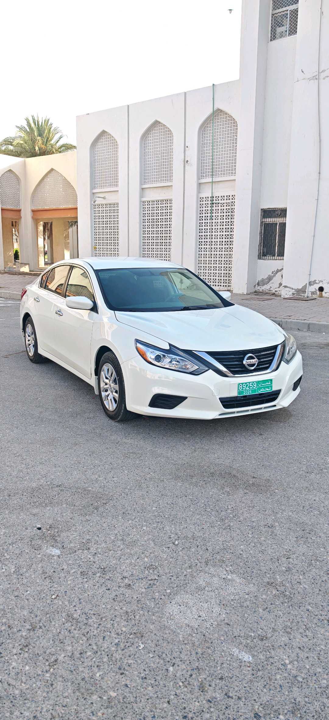 Car Image 2018 NISSAN ALTIMA S