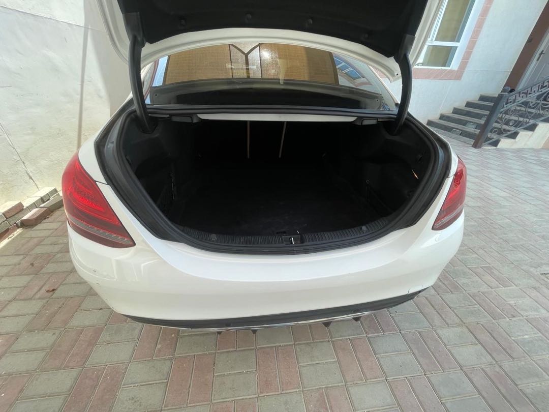 Car Image 2019 MERCEDES C Class 300