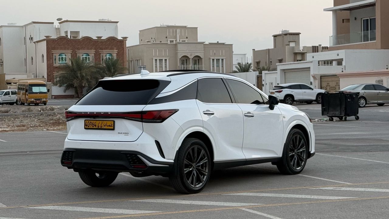 Car Image 2024 LEXUS RX F-sport