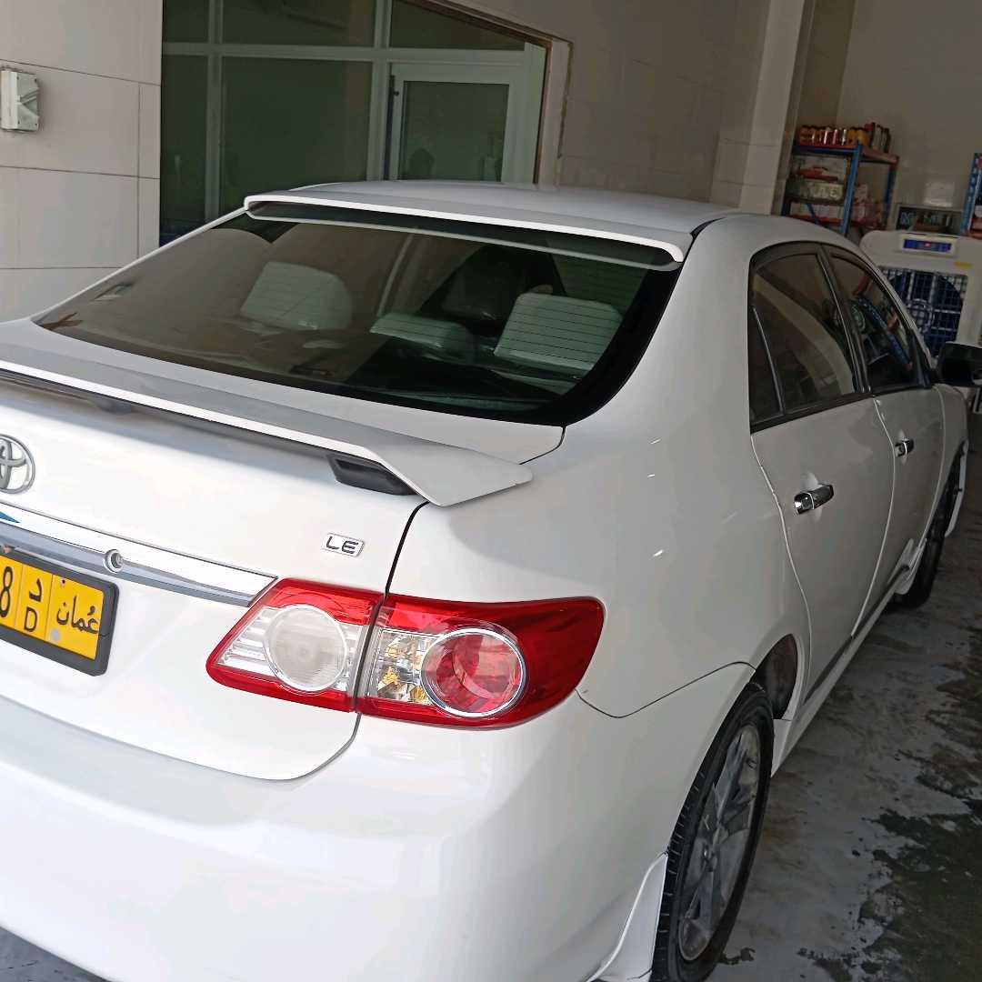Car Image 2011 TOYOTA COROLLA LE