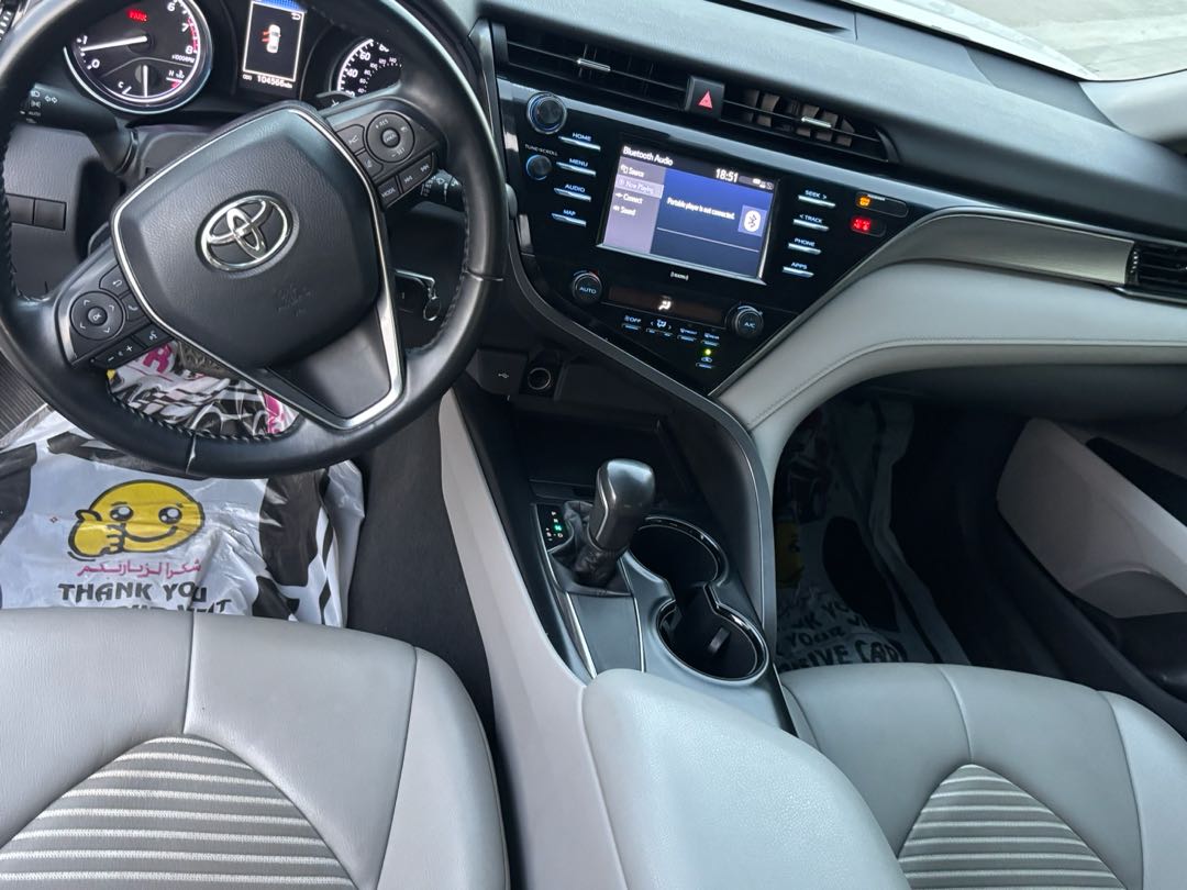 Car Image 2020 TOYOTA CAMRY SE