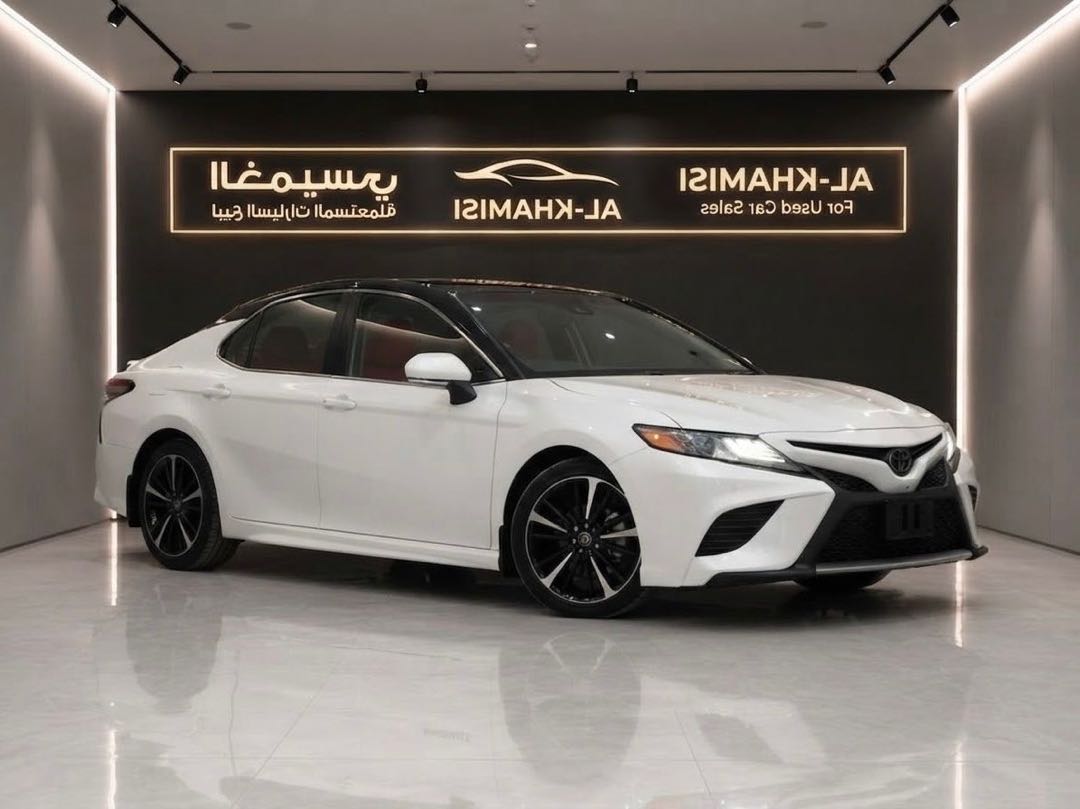 Car Image 2018 TOYOTA CAMRY XSE