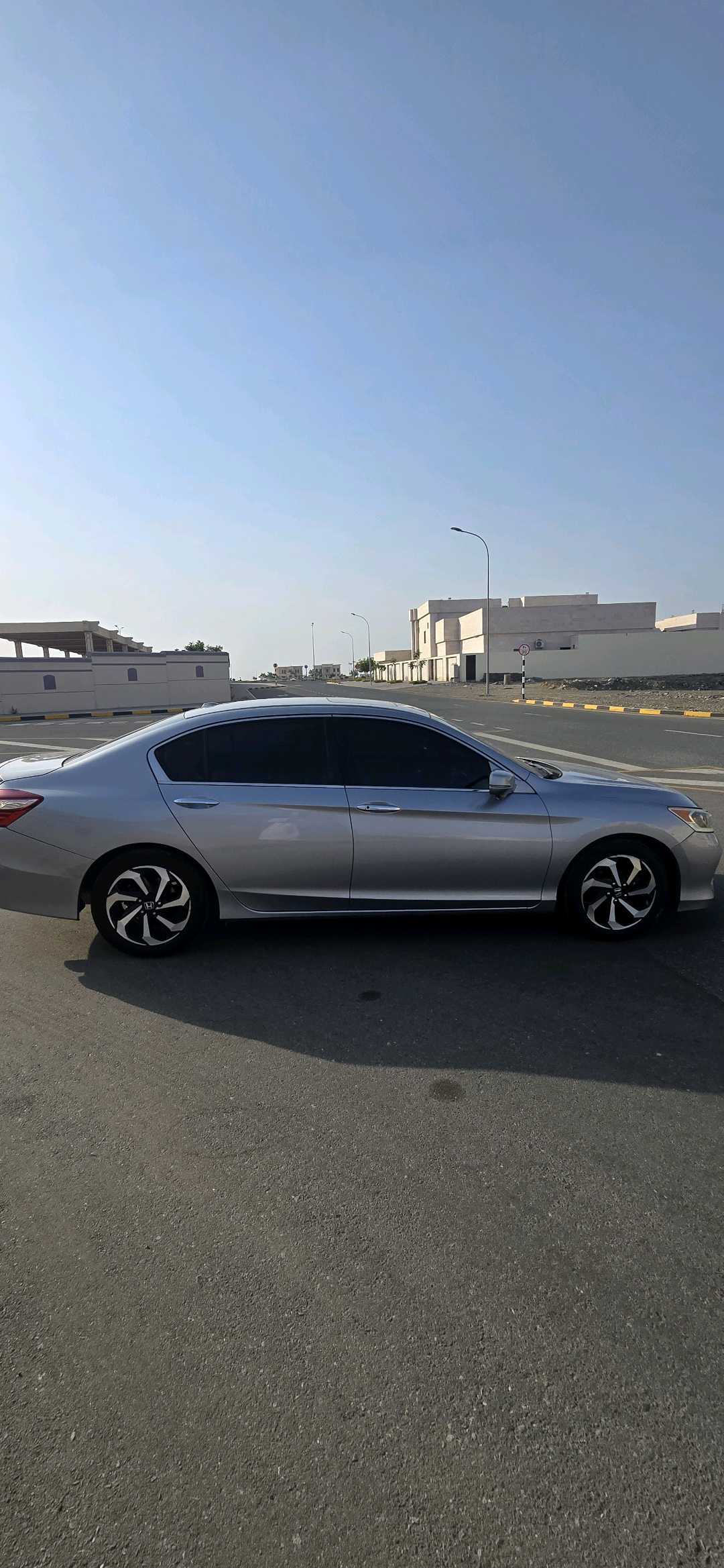 Car Image 2017 HONDA ACCORD EXL