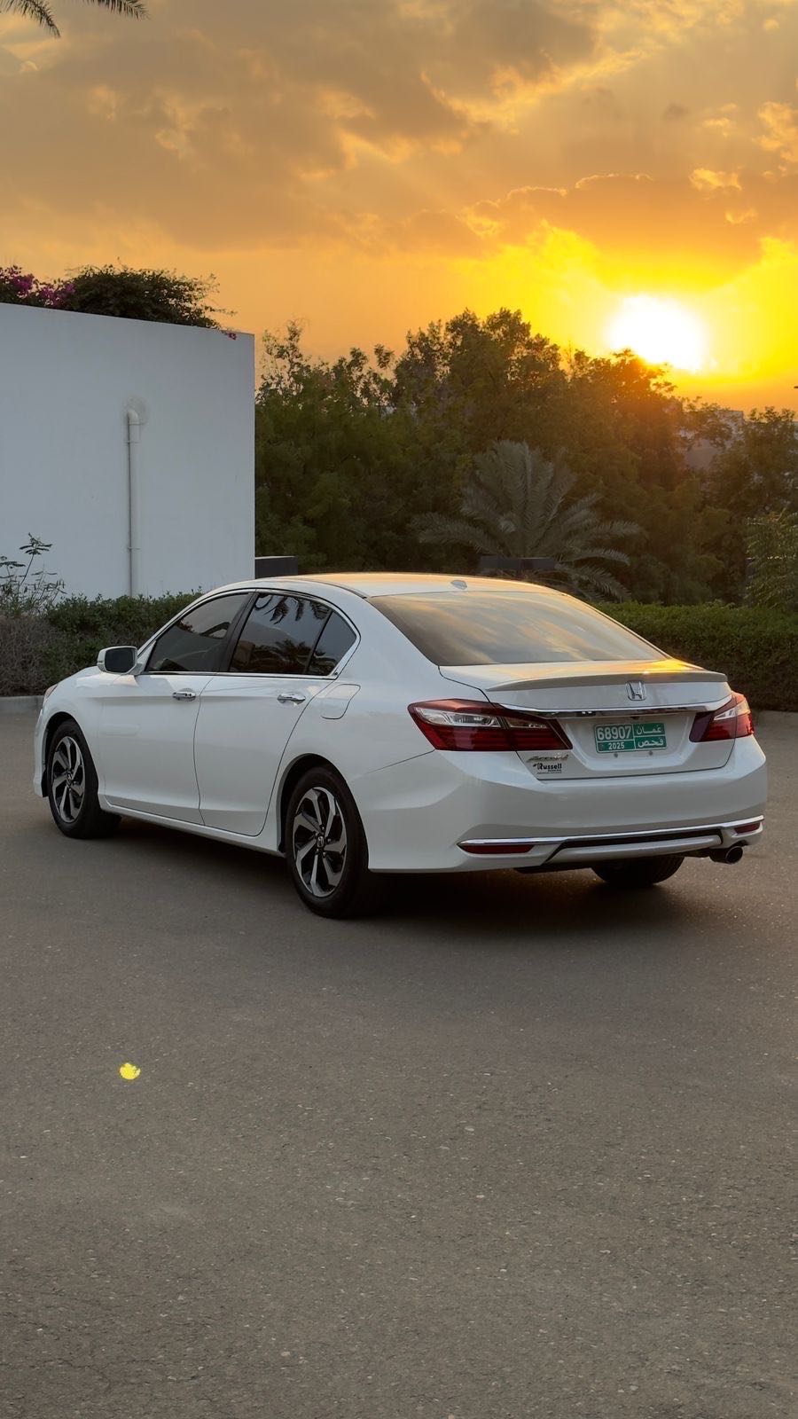 Car Image 2017 HONDA ACCORD EXL
