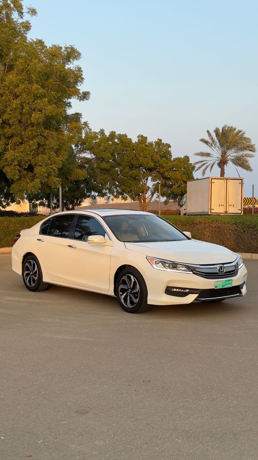 Car Image 2017 HONDA ACCORD EXL