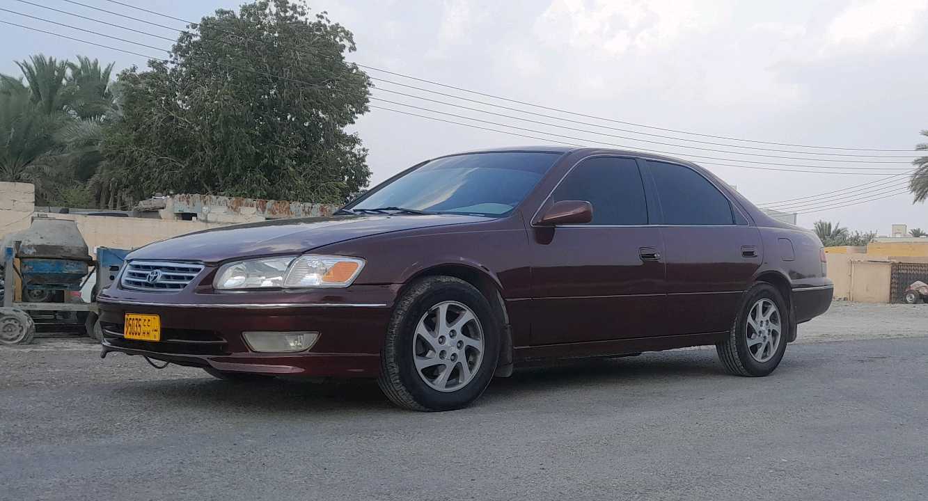 Car Image 2000 TOYOTA CAMRY GLE