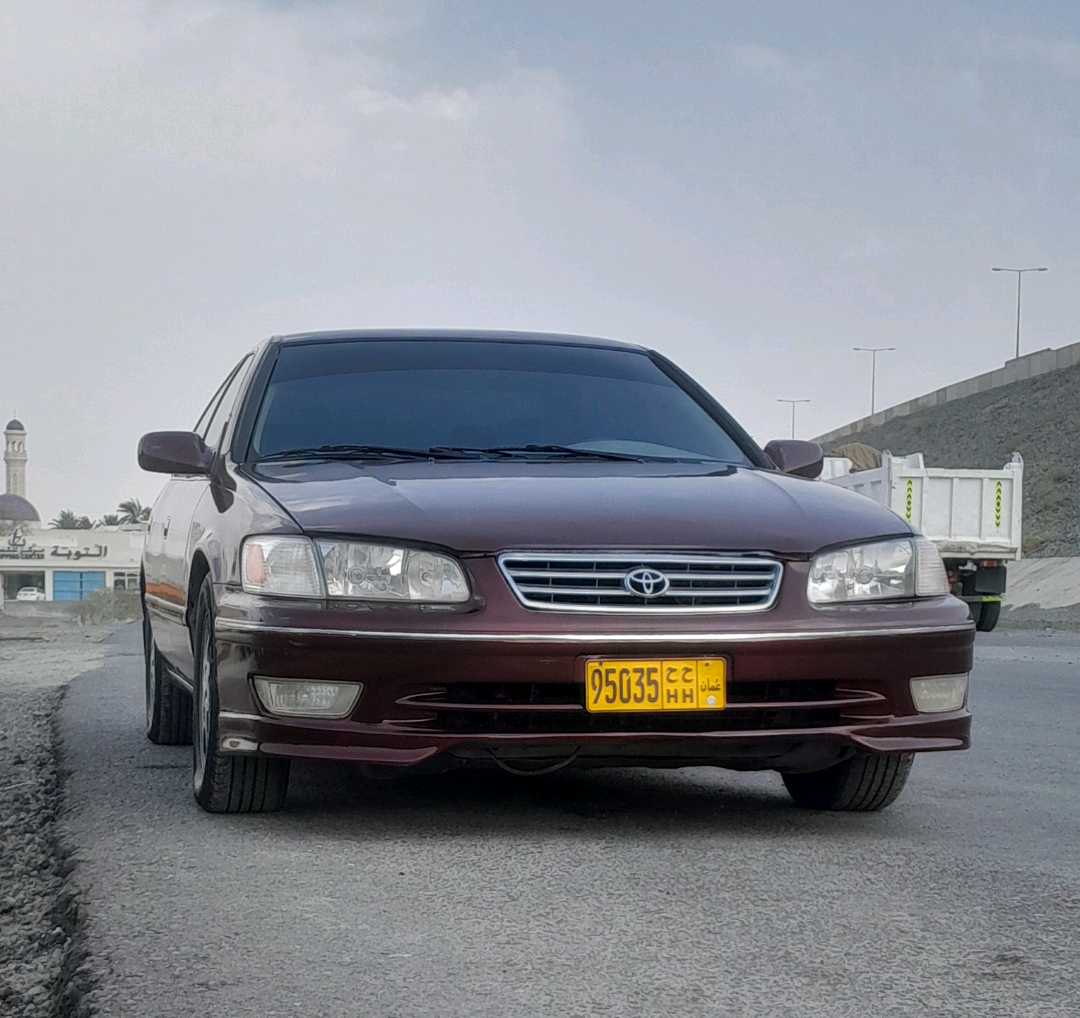 Car Image 2000 TOYOTA CAMRY GLE
