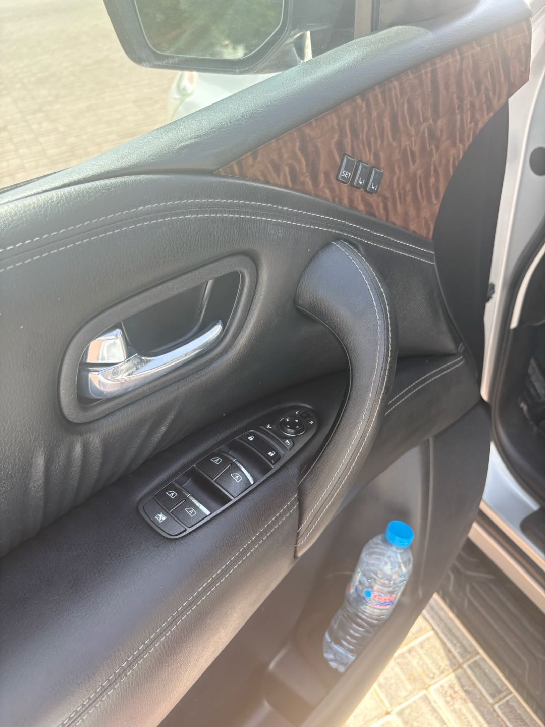 Car Image 2019 NISSAN ARMADA 