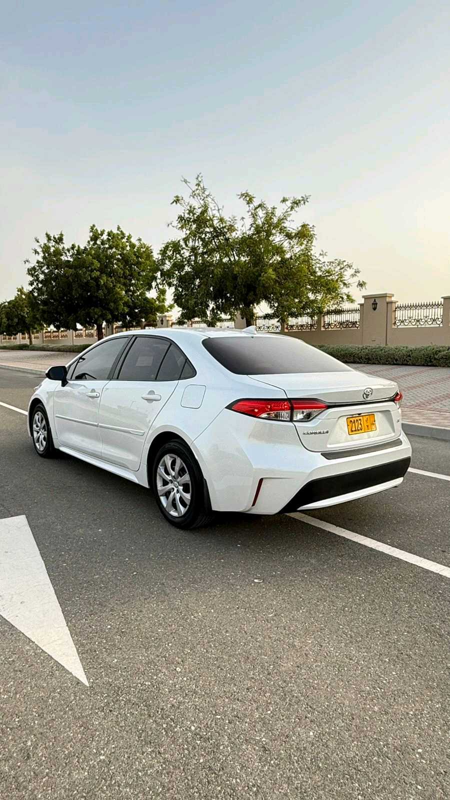 Car Image 2022 TOYOTA COROLLA LE