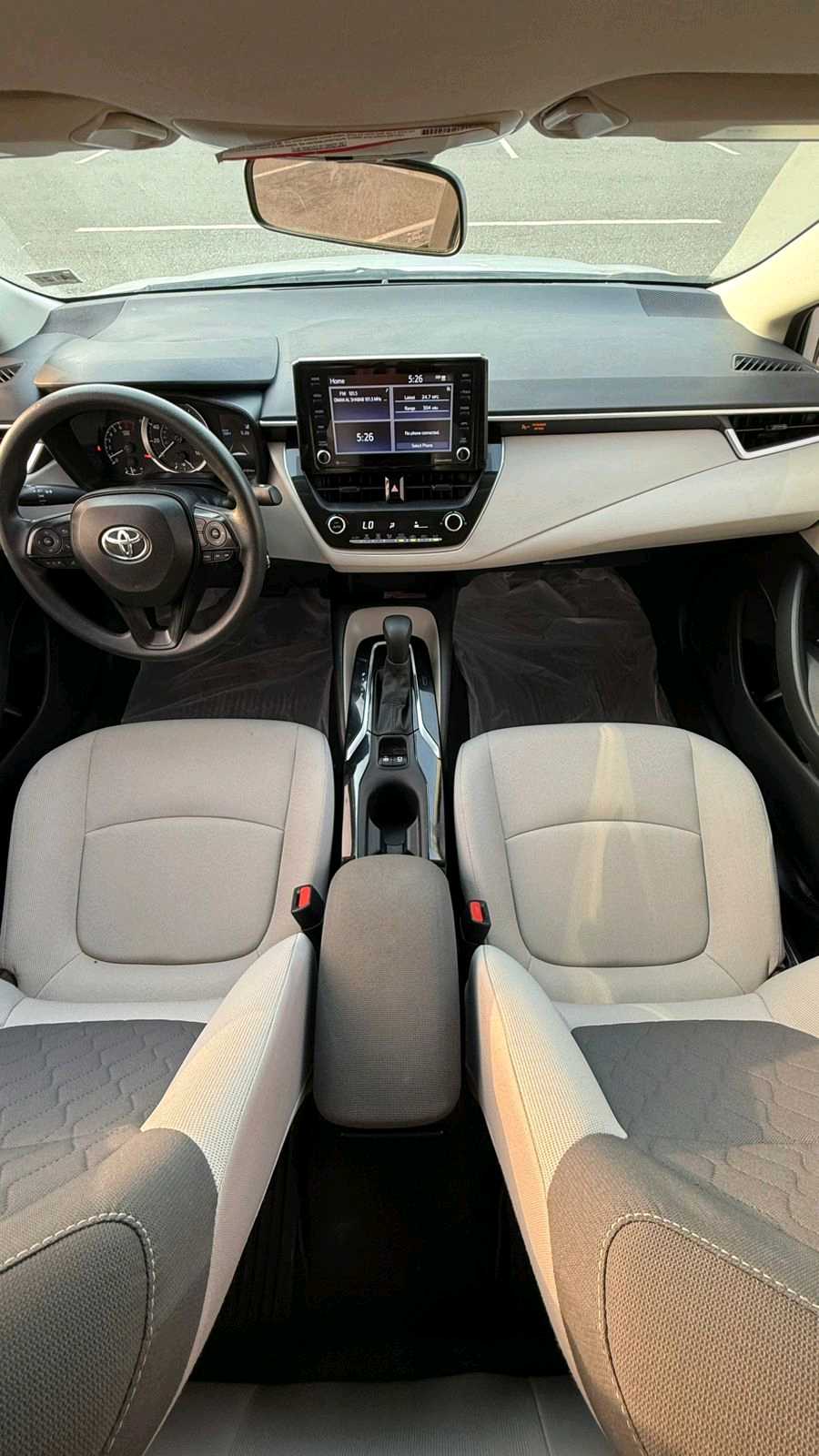 Car Image 2022 TOYOTA COROLLA LE