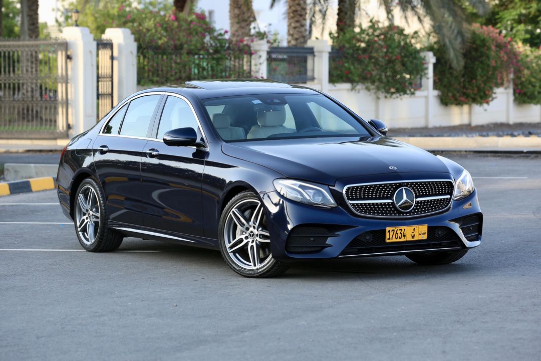 Car Image 2019 MERCEDES E Class 300