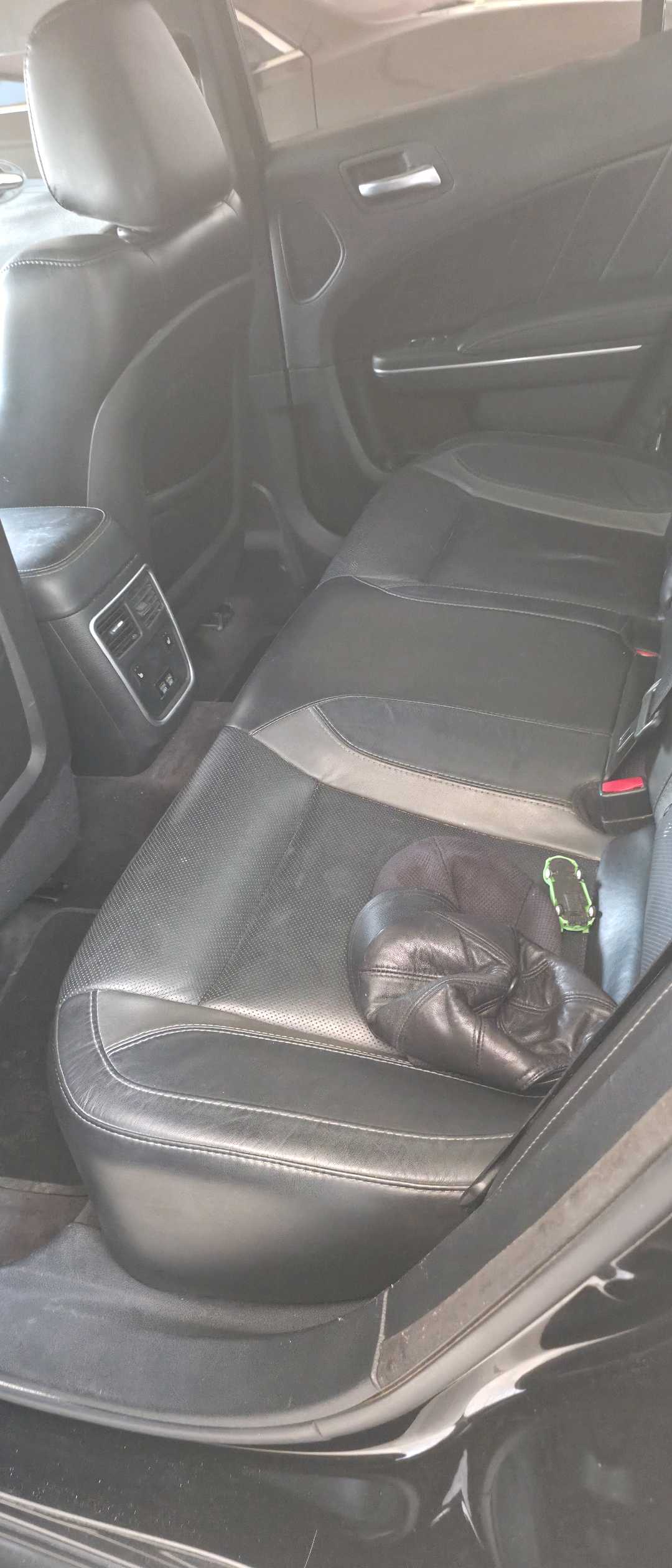 Car Image 2018 DODGE CHARGER R/T