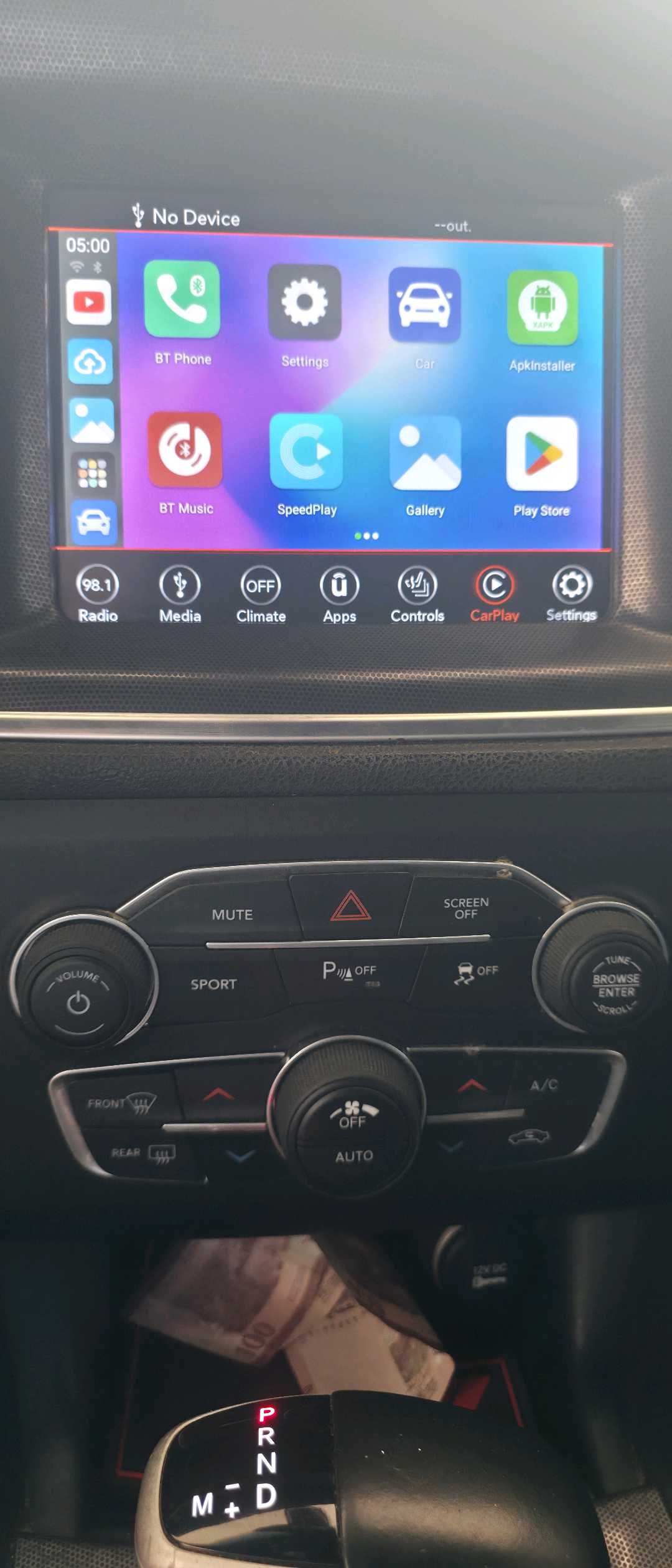 Car Image 2018 DODGE CHARGER R/T