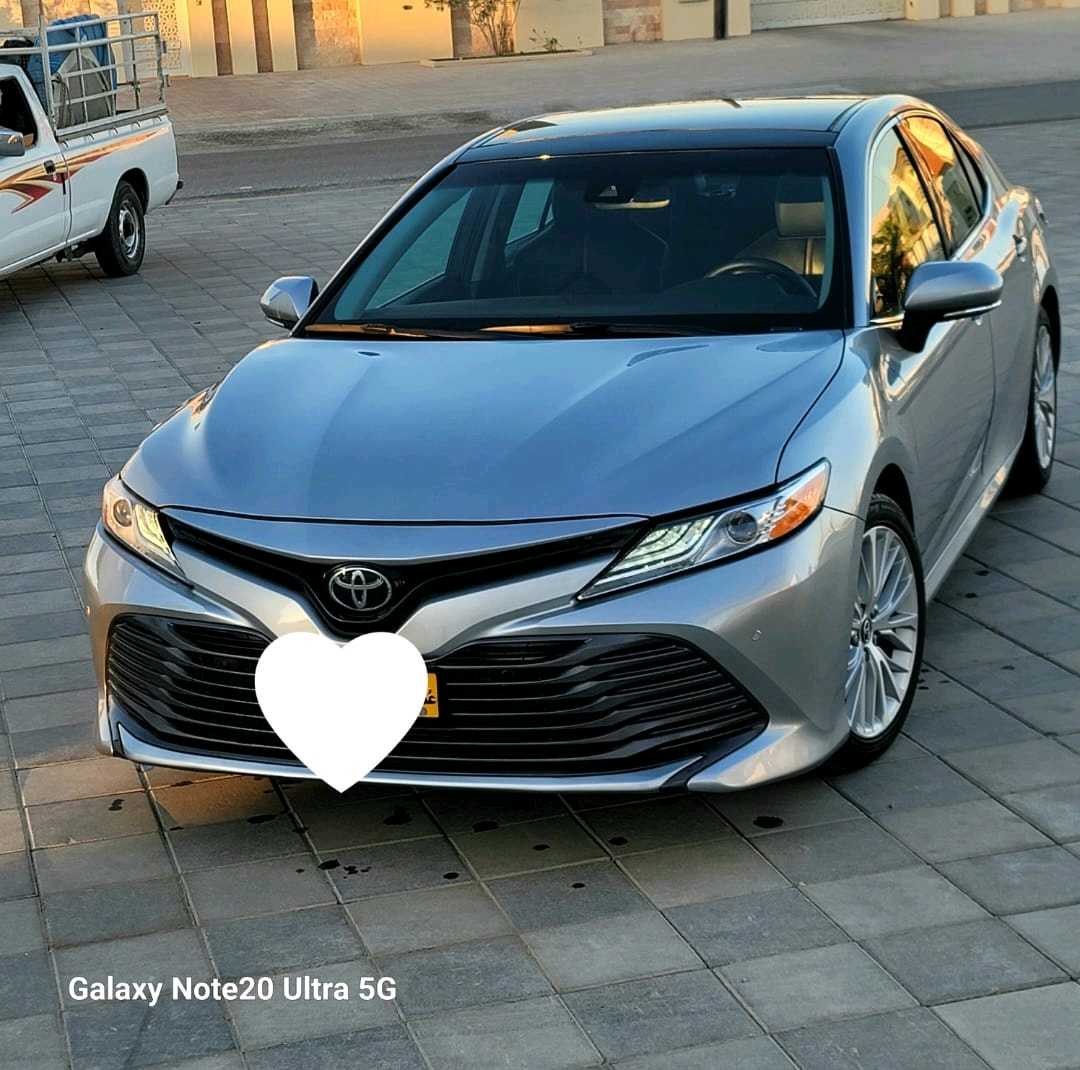 Car Image 2018 TOYOTA CAMRY XLE