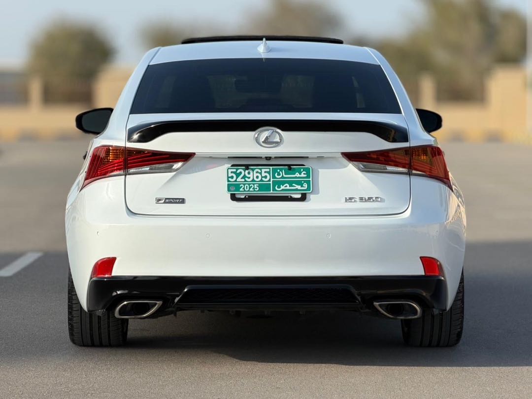 Car Image 2018 LEXUS IS 350