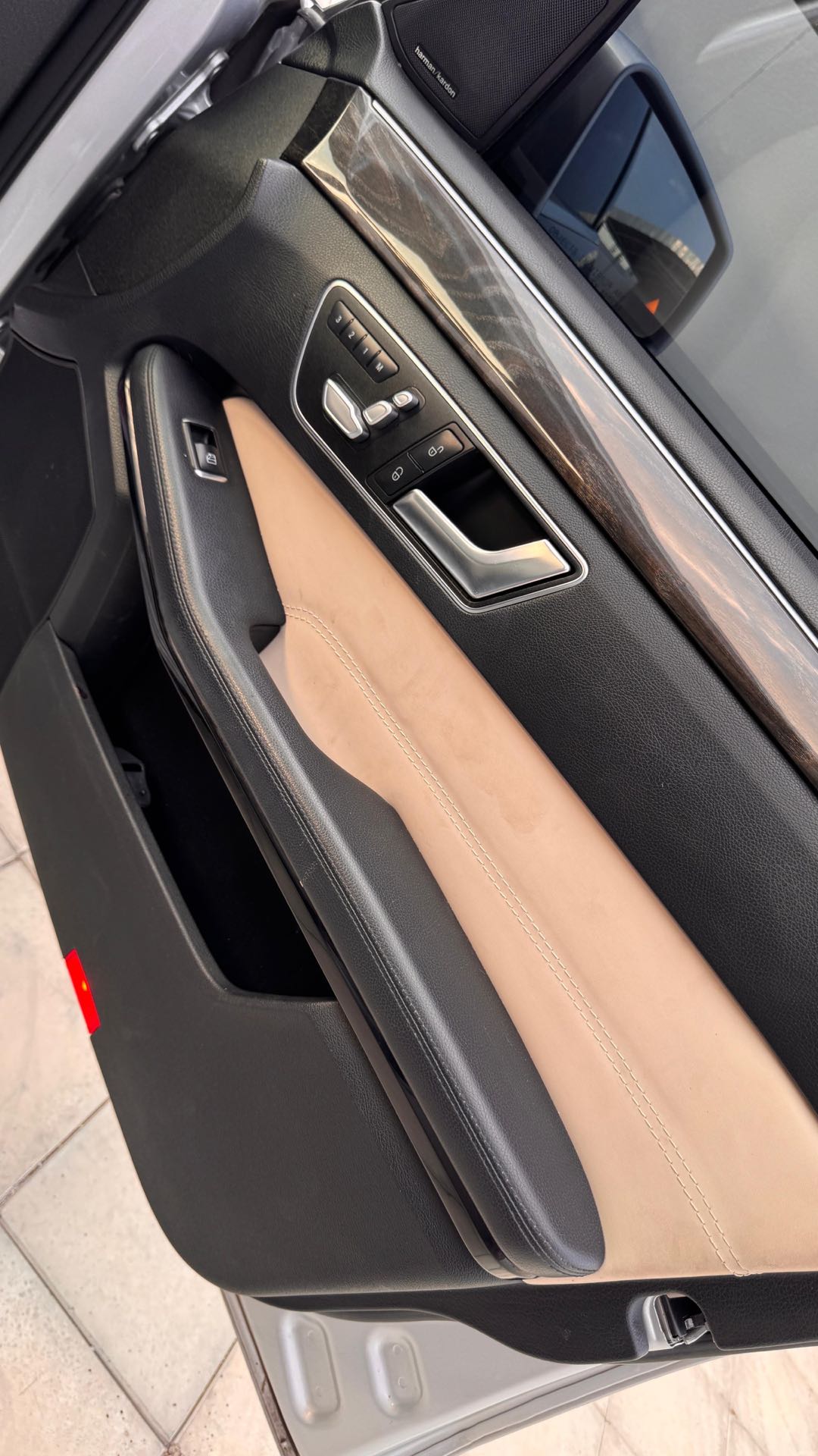 Car Image 2014 MERCEDES E Class 350