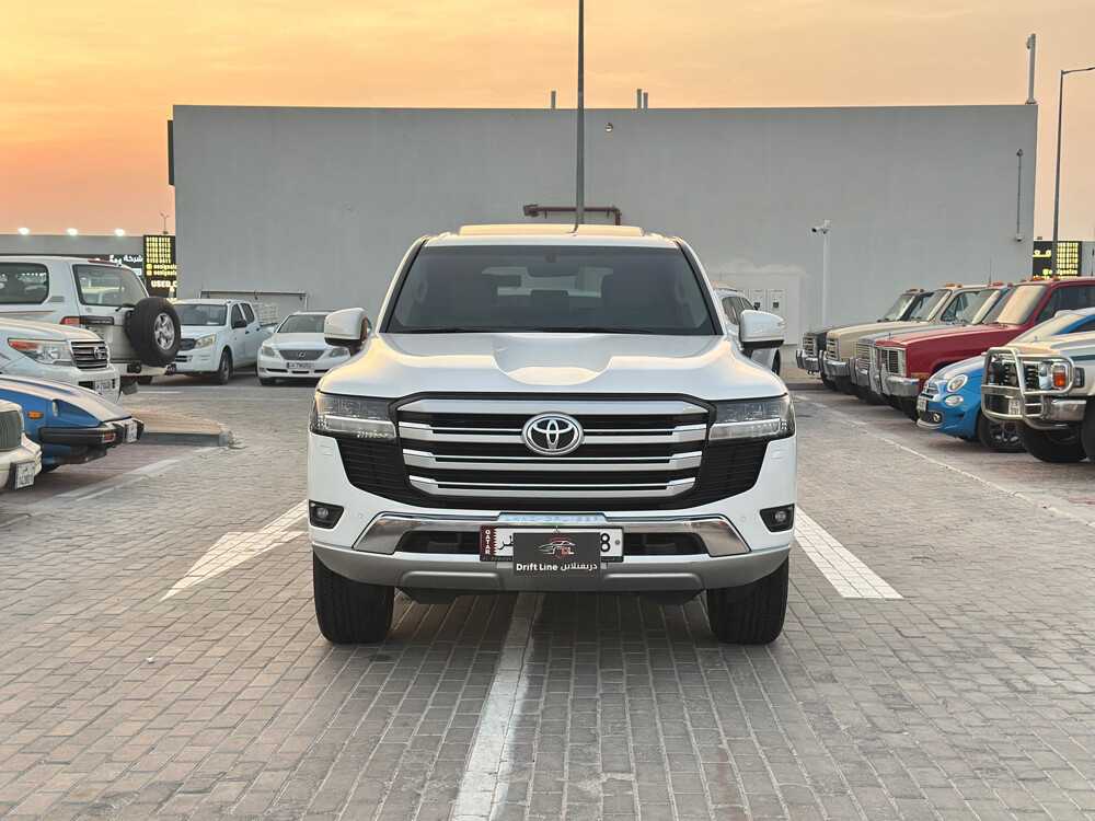 Car Image 2025 TOYOTA LAND CRUISER GX.R