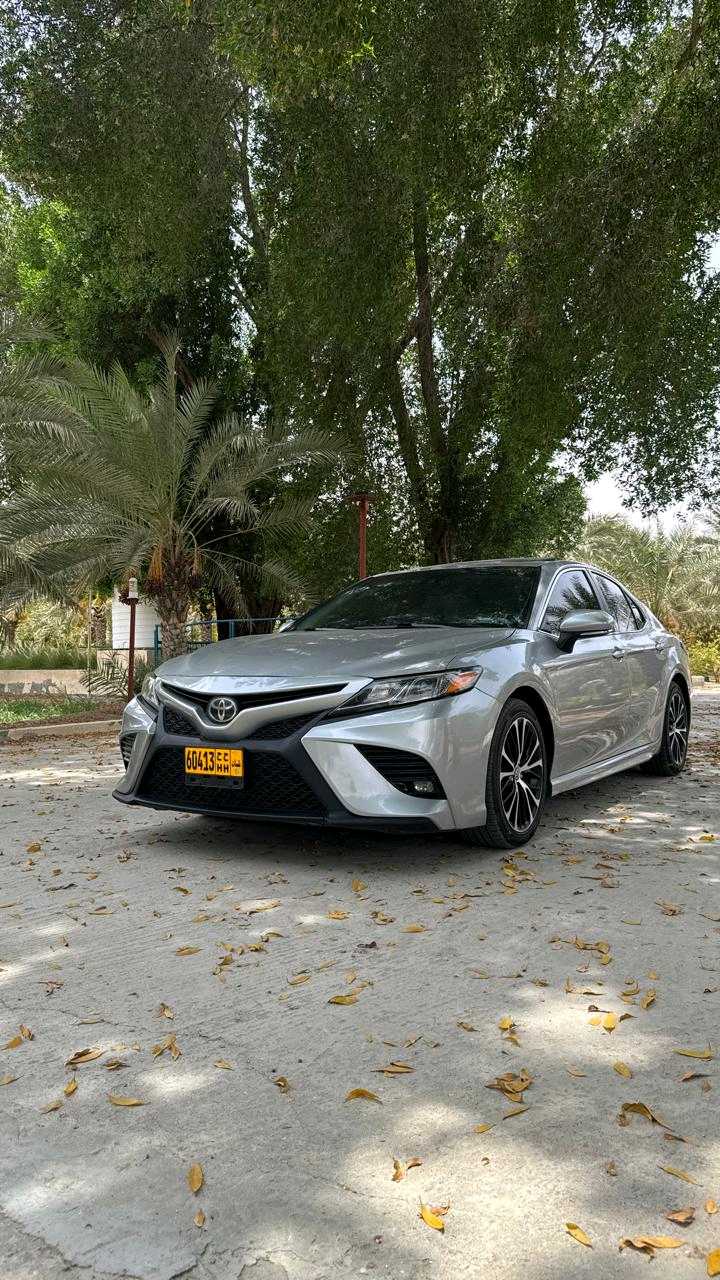 Car Image 2019 TOYOTA CAMRY SE