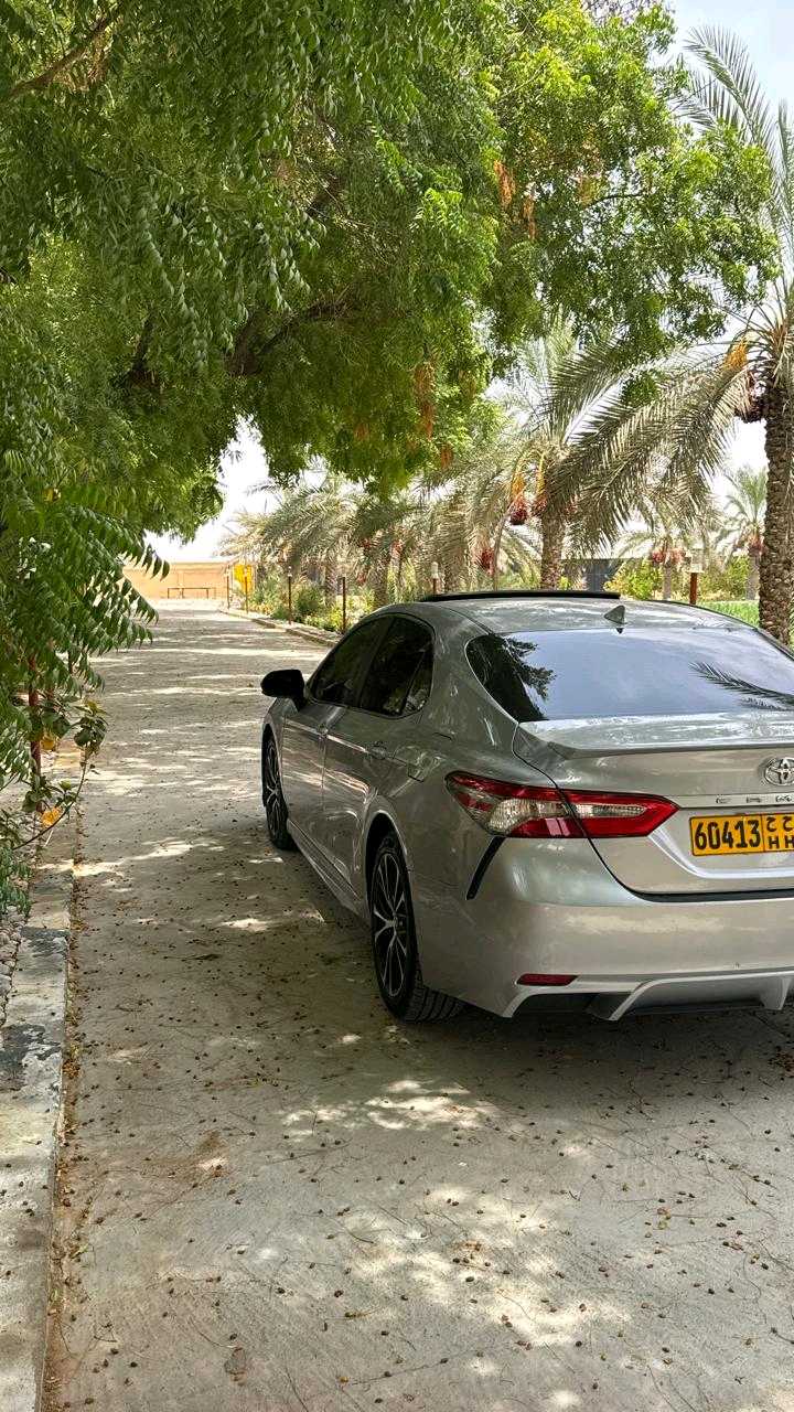 Car Image 2019 TOYOTA CAMRY SE