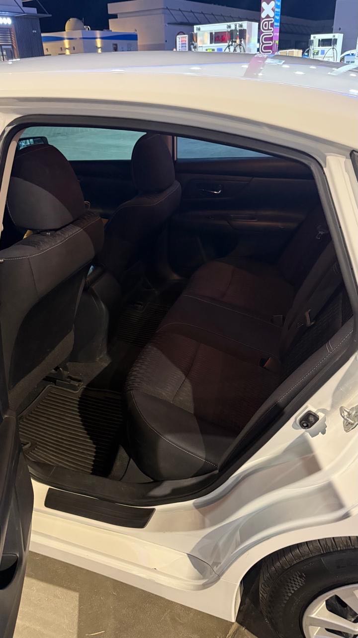 Car Image 2018 NISSAN ALTIMA S