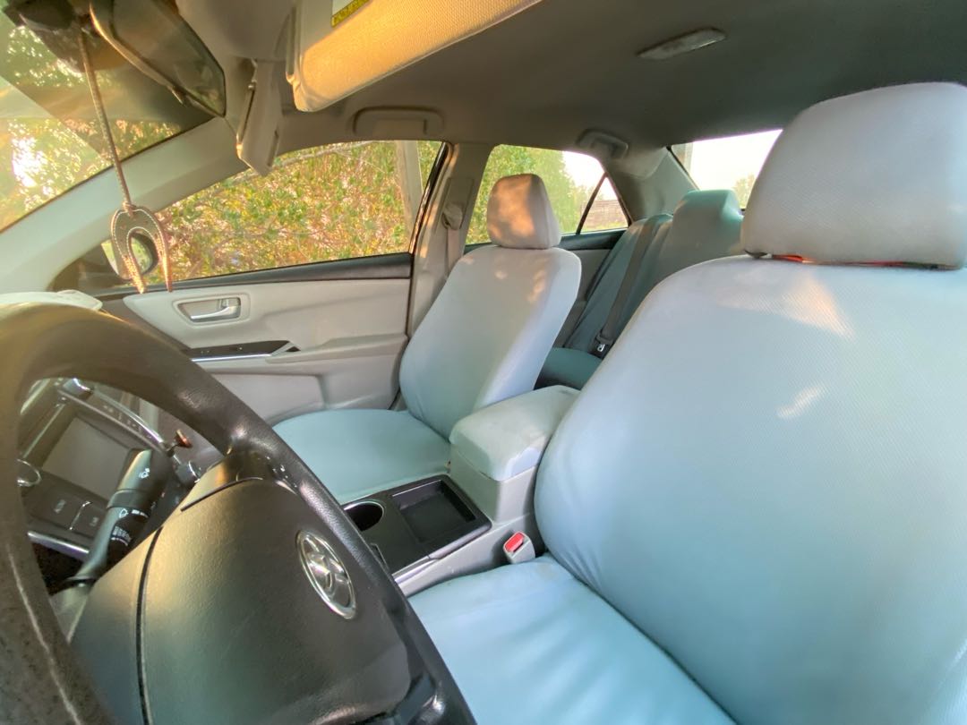 Car Image 2017 TOYOTA CAMRY LE