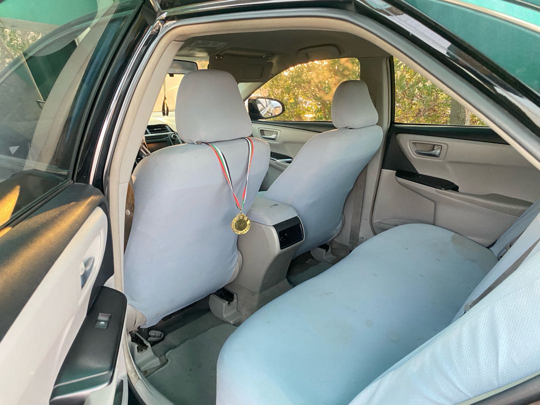 Car Image 2017 TOYOTA CAMRY LE