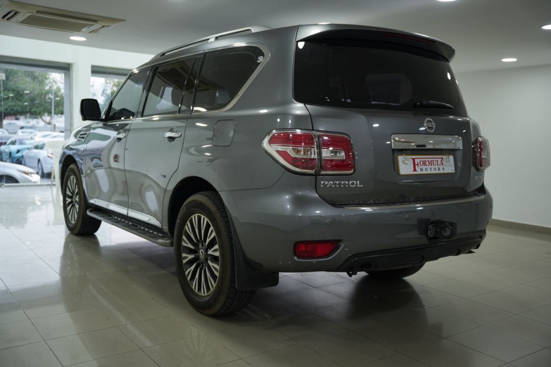 Car Image 2016 NISSAN PATROL Platinum