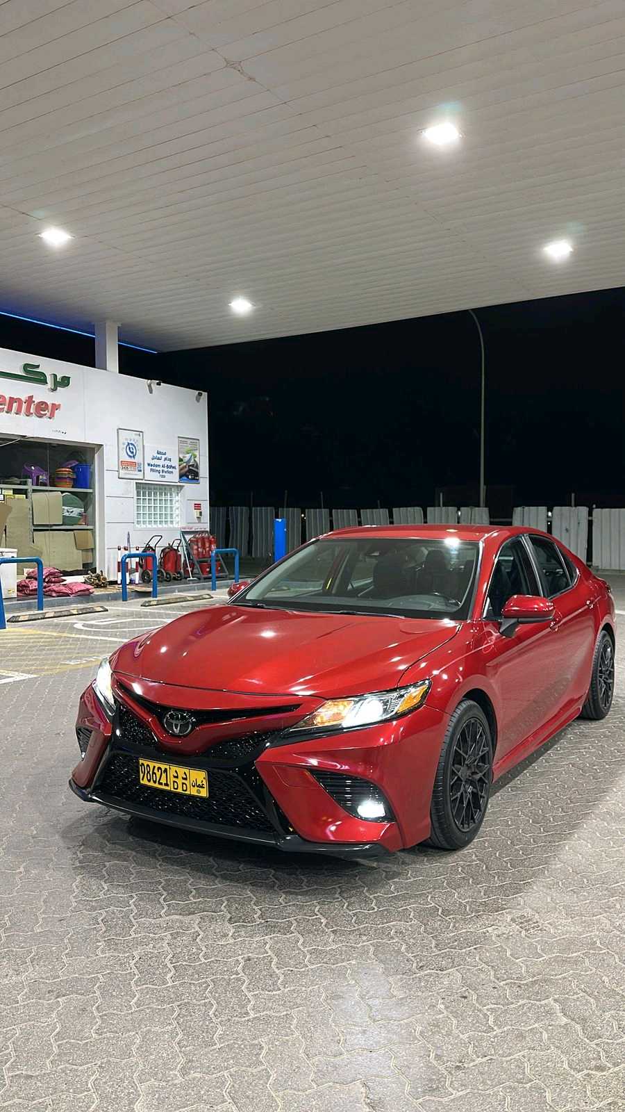 Car Image 2019 TOYOTA CAMRY SE