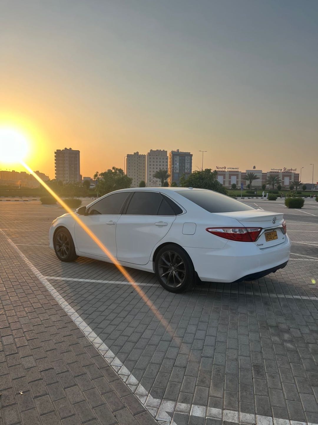 Car Image 2017 TOYOTA CAMRY XSE