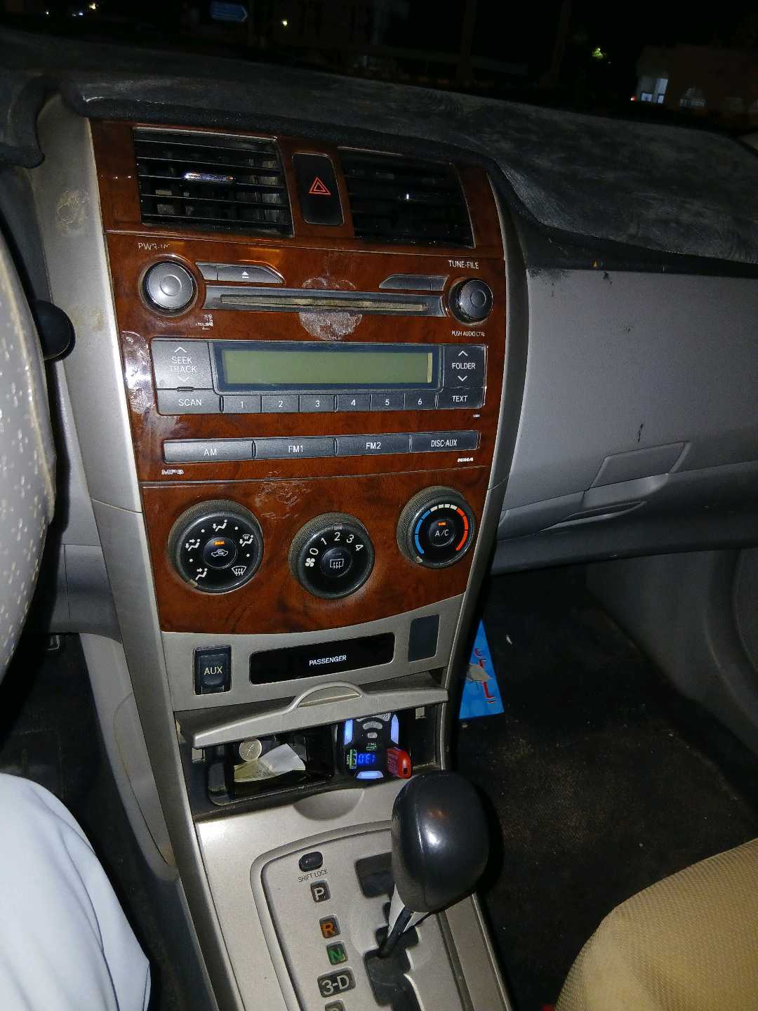 Car Image 2012 TOYOTA COROLLA XLI