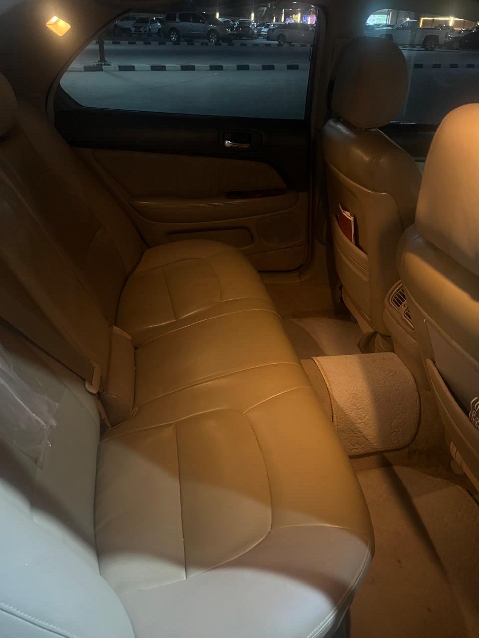 Car Image 1998 LEXUS LS 400