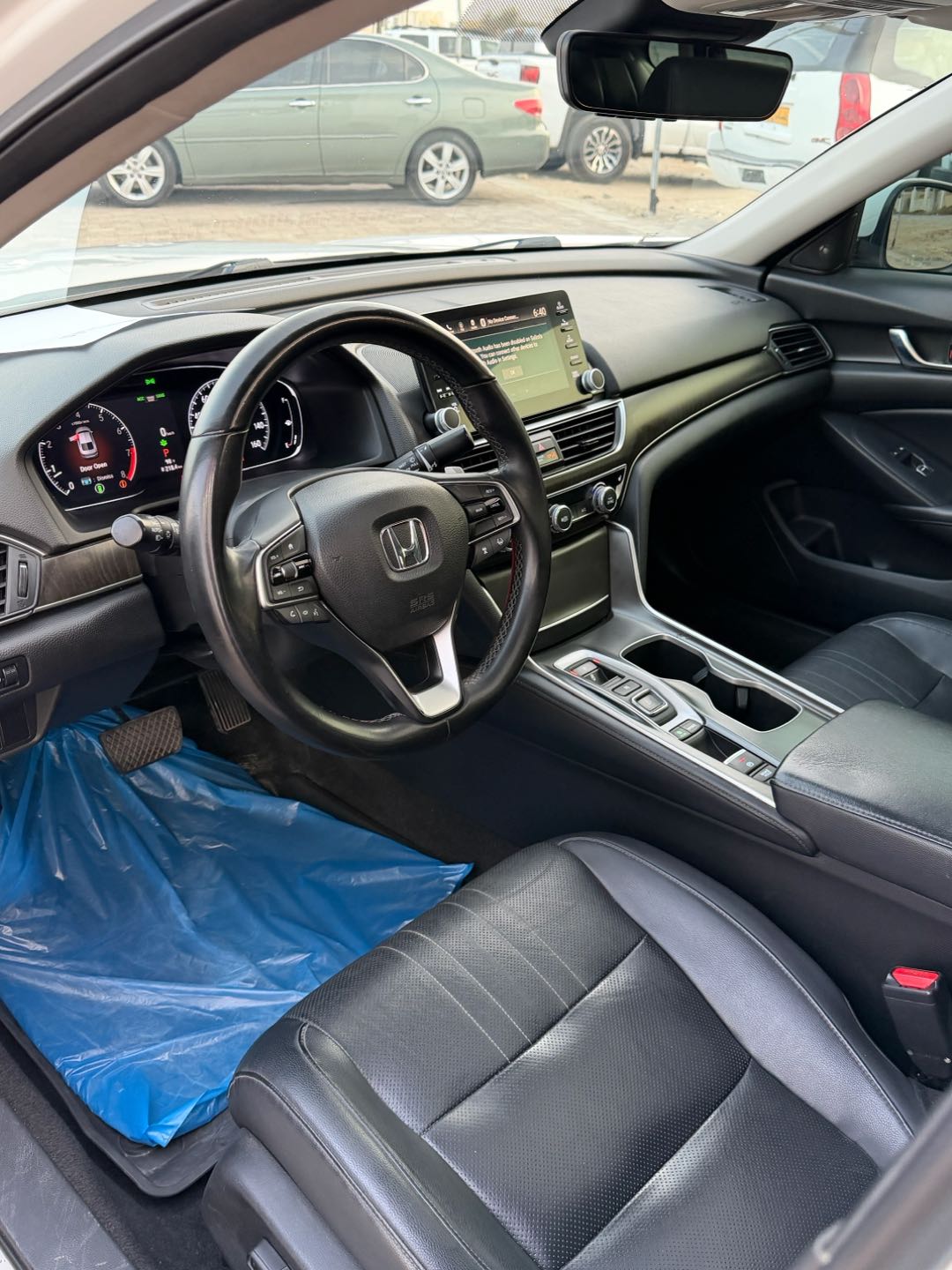 Car Image 2018 HONDA ACCORD EX
