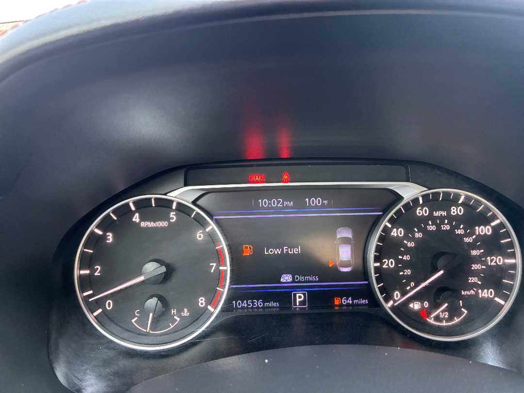 Car Image 2019 NISSAN ALTIMA SR