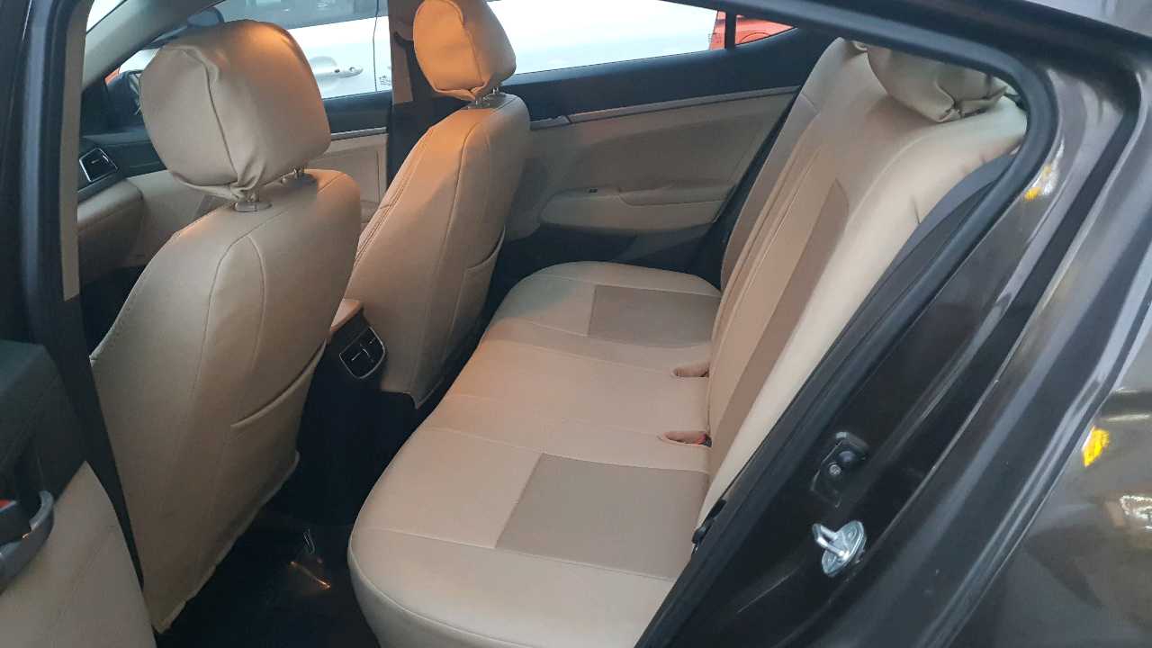 HYUNDAI ELANTRA 2019