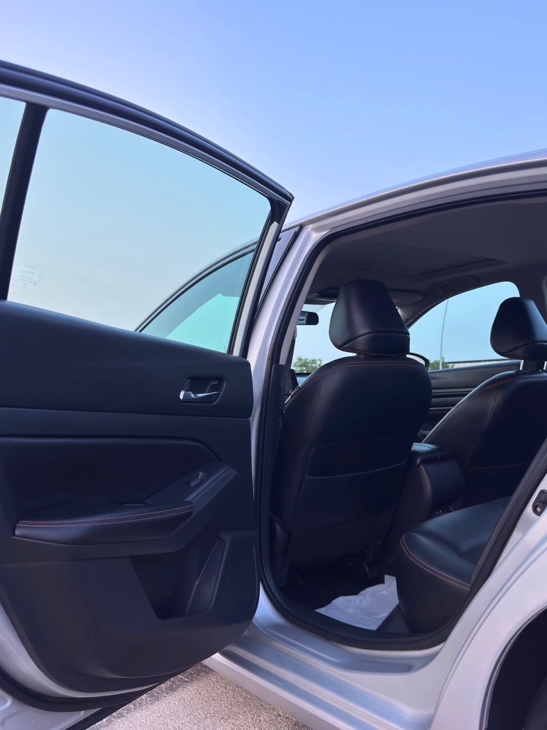 Car Image 2019 NISSAN ALTIMA SR