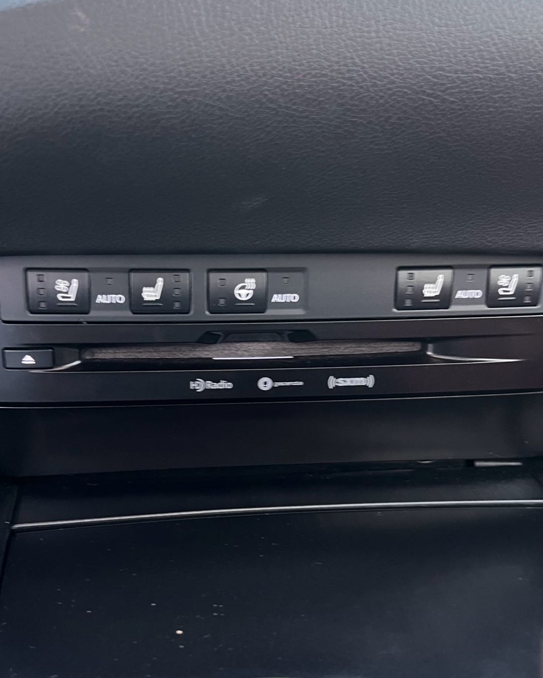 Car Image 2020 LEXUS ES F350