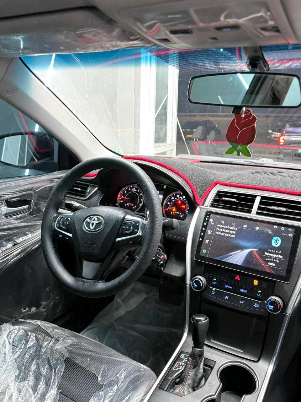 Car Image 2017 TOYOTA CAMRY SE