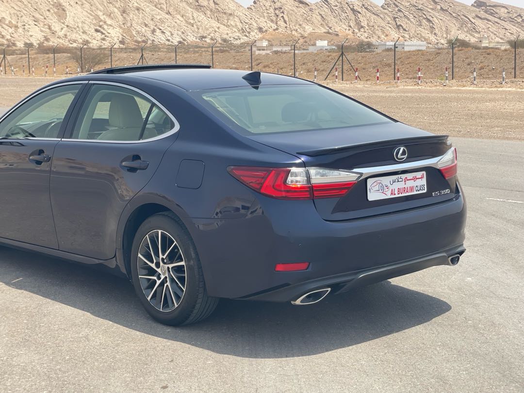 Car Image 2016 LEXUS ES 350