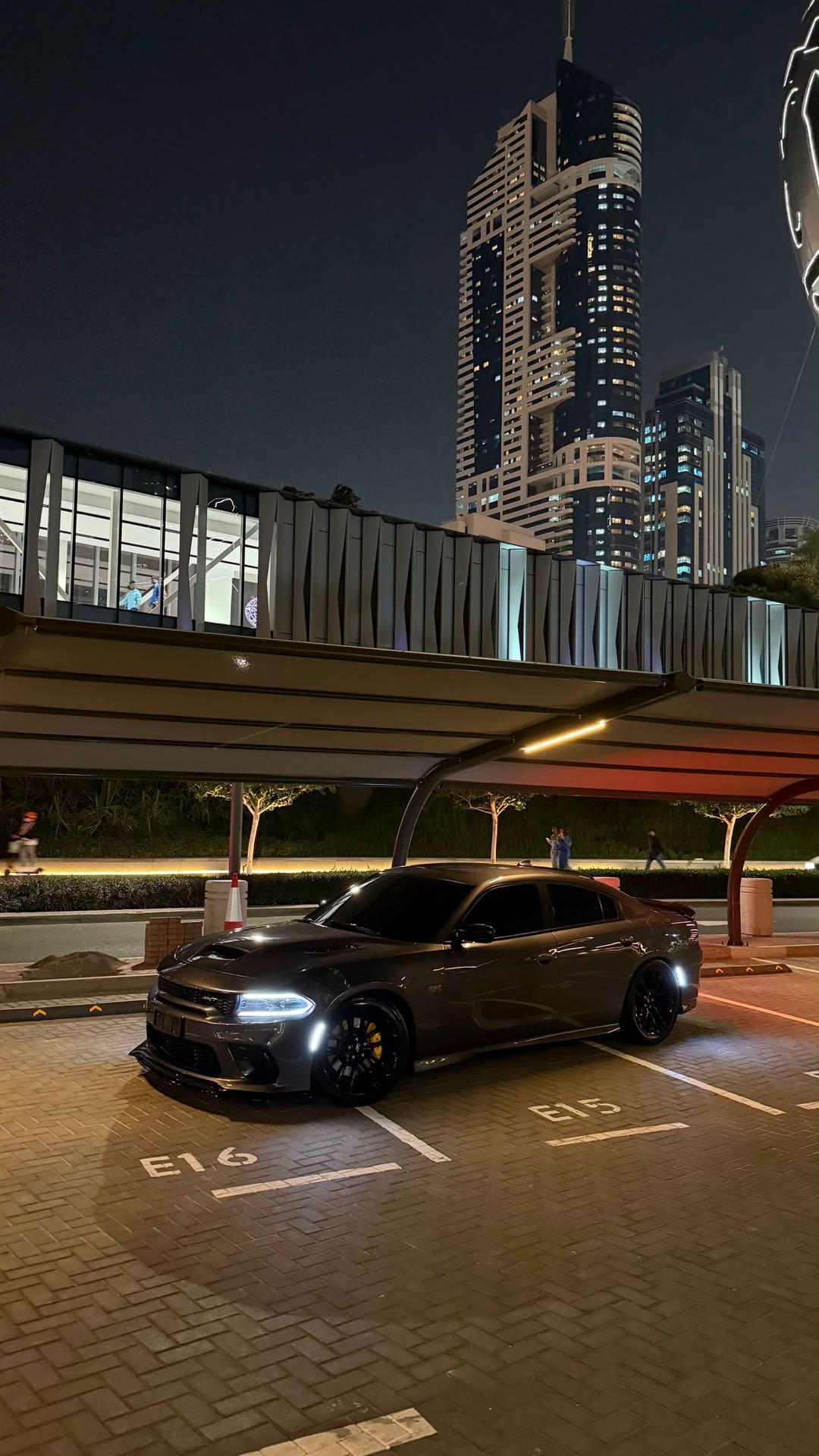 Car Image 2019 DODGE CHARGER SRT 392