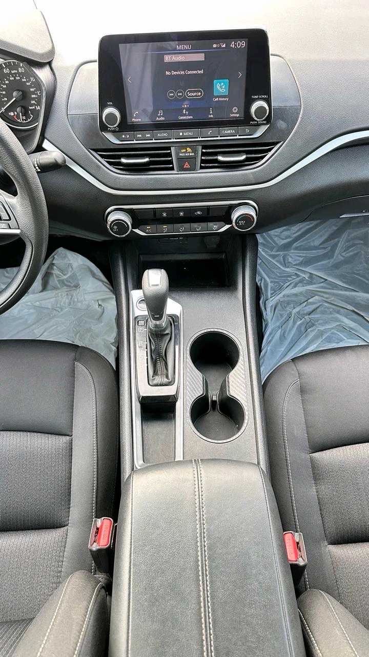 Car Image 2020 NISSAN ALTIMA S