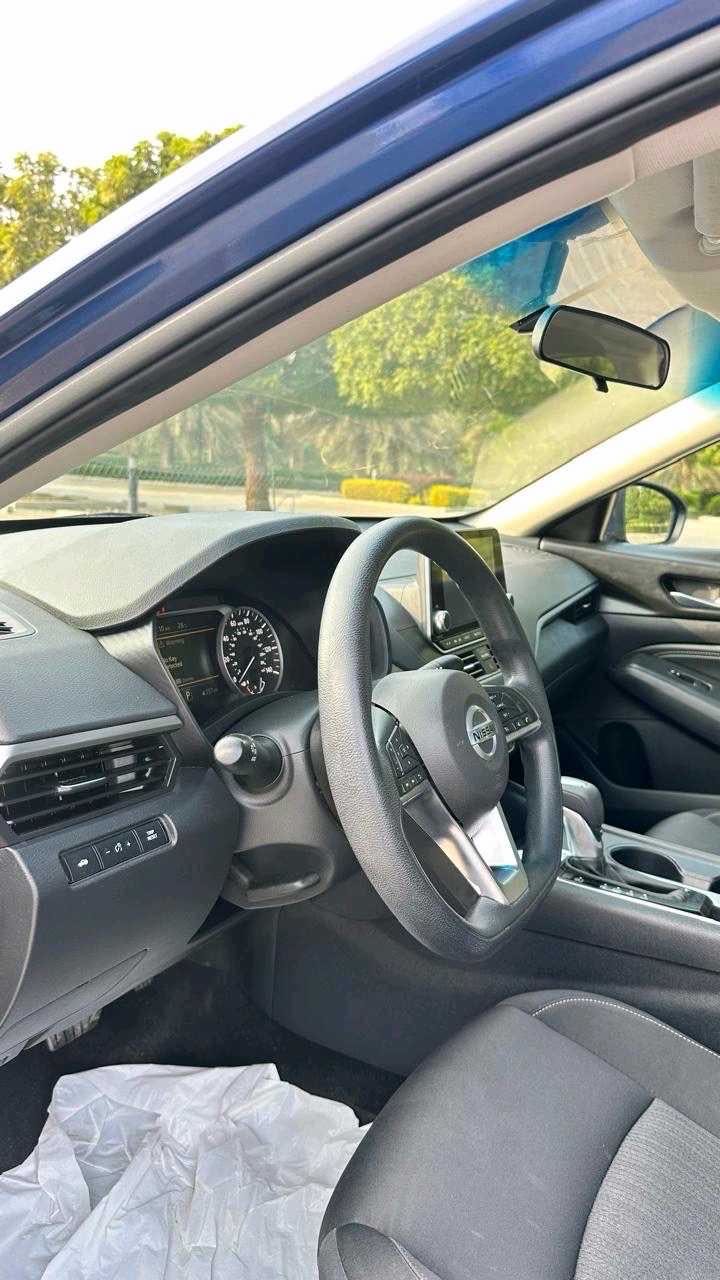Car Image 2020 NISSAN ALTIMA S