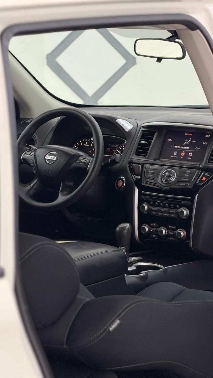 Car Image 2018 NISSAN PATHFINDER S
